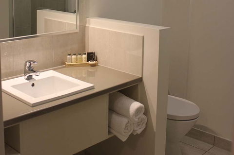 Swan Hill Resort - South Australia Travel 1