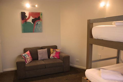 Swan Hill Resort - South Australia Travel 10