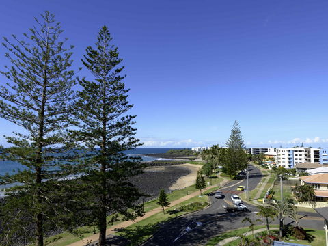 Grand Mercure Apartments Bargara - South Australia Travel 11