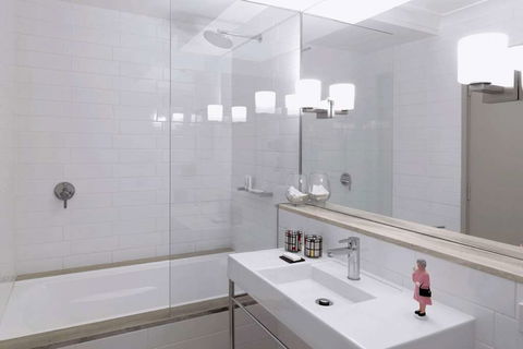 QT Canberra - South Australia Travel 17