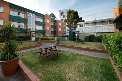 APX Apartments Parramatta - South Australia Travel 3