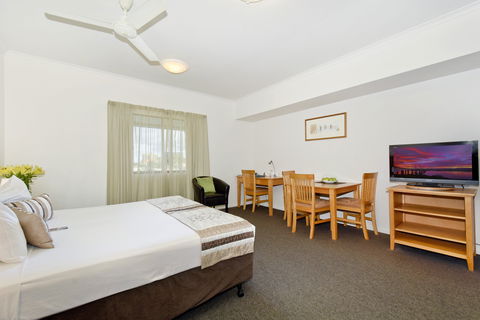 Metro Advance Apartments & Hotel - South Australia Travel 12