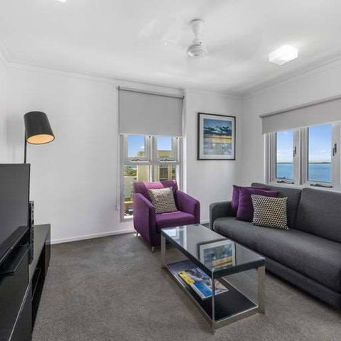 H on Mitchell Apartment Hotel - South Australia Travel 10
