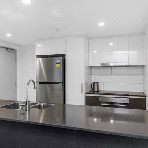H on Mitchell Apartment Hotel - South Australia Travel 11