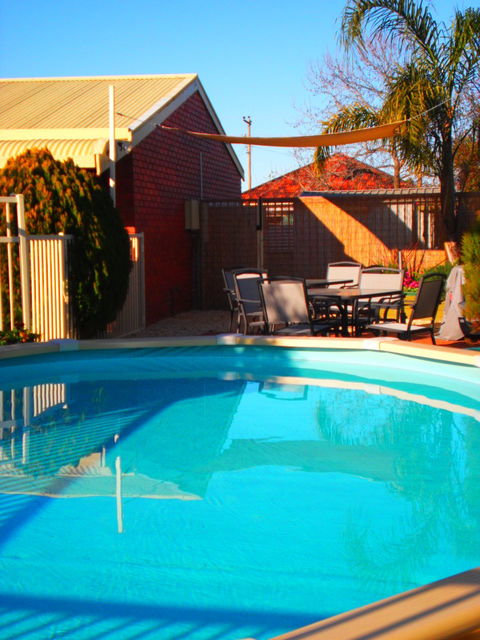 Riverland Motel - South Australia Travel 2