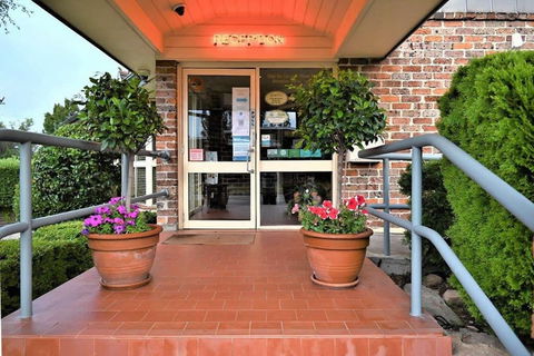 Grand Country Lodge - South Australia Travel 0