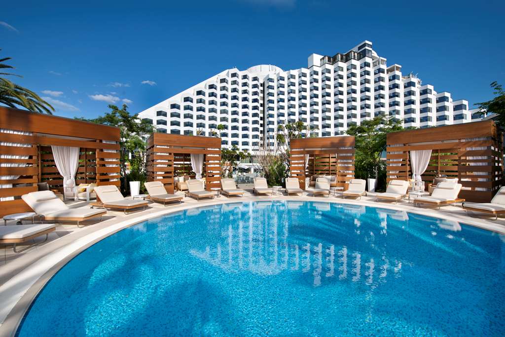 Lesley WA South Australia Travel