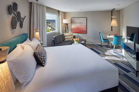 Crown Promenade Perth - South Australia Travel 3