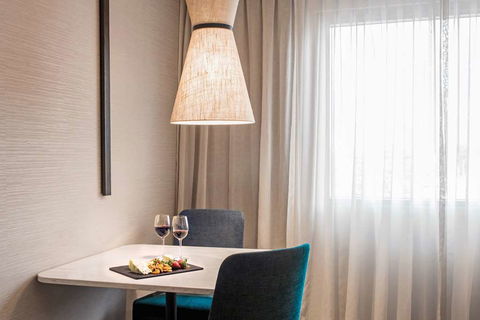 Crown Promenade Perth - South Australia Travel 5