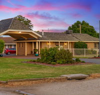 Stagecoach Motel - South Australia Travel