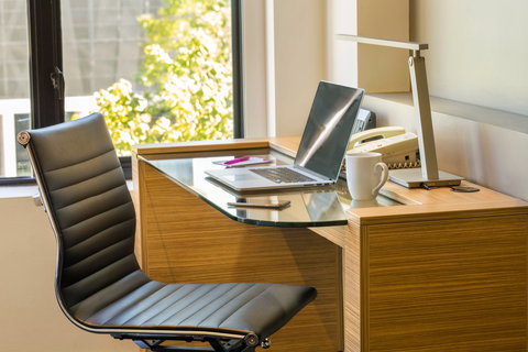 Crowne Plaza Canberra - South Australia Travel 5