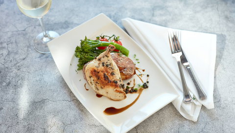 Crowne Plaza Canberra - South Australia Travel 11