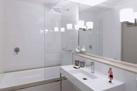 QT Canberra - South Australia Travel 17