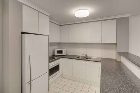 Adina Serviced Apartments James Court - South Australia Travel 7