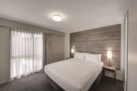 Adina Serviced Apartments James Court - South Australia Travel 14