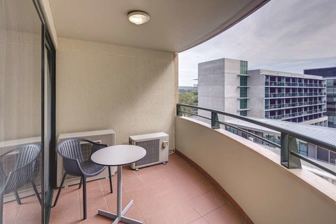 Adina Serviced Apartments James Court - South Australia Travel 15