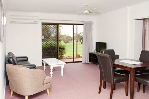 Comfort Inn & Suites Riverland - South Australia Travel 4