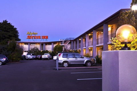 Alpine Motor Inn - South Australia Travel 0