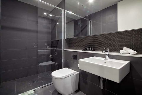 381 Cremorne - South Australia Travel 1