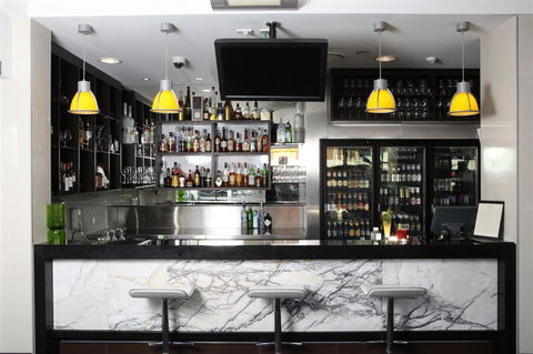 Jephson Hotel - South Australia Travel 1