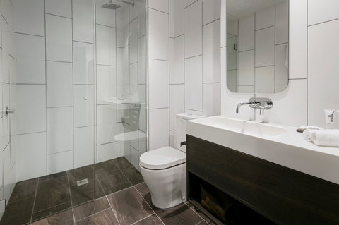 Quest Canberra City Walk - South Australia Travel 4