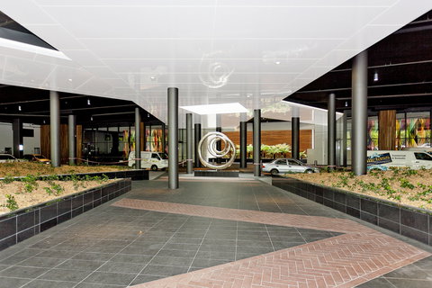 Astra Canberra Manhattan - South Australia Travel 3