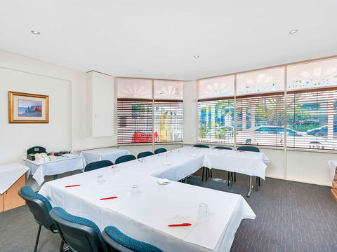 Mercure Cairns - South Australia Travel 7