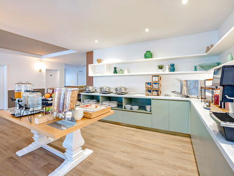 Mercure Cairns - South Australia Travel 9