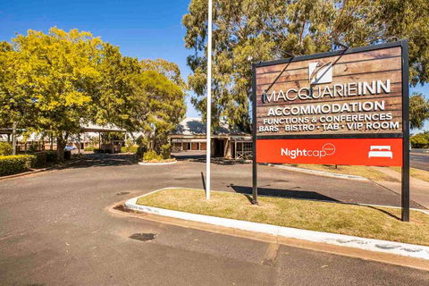 Macquarie Inn - South Australia Travel 0
