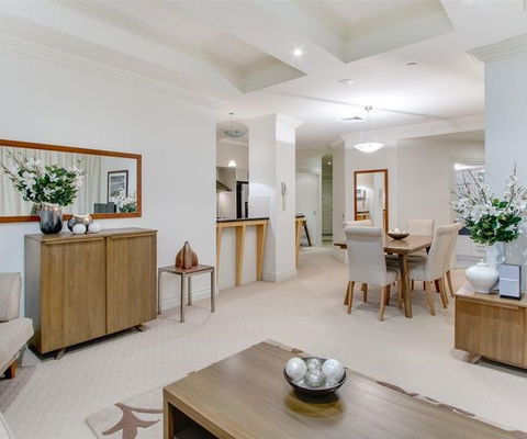 MacArthur Chambers - South Australia Travel 1