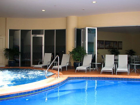 MacArthur Chambers - South Australia Travel 2