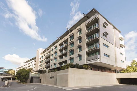 Adina Apartment Hotel Perth - South Australia Travel 0