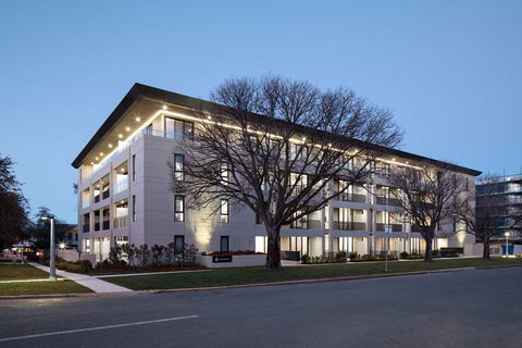 Knightsbridge Canberra - South Australia Travel 0