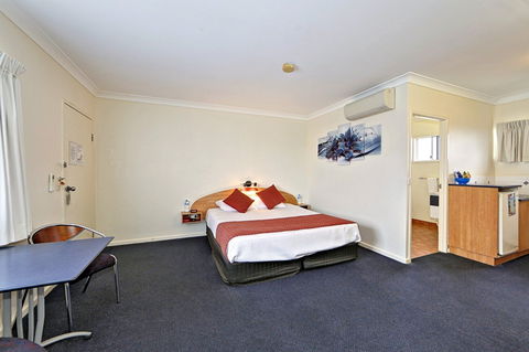 Boulevard Lodge - South Australia Travel 0