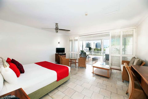 Ramada By Wyndham Cairns City Centre - South Australia Travel 1