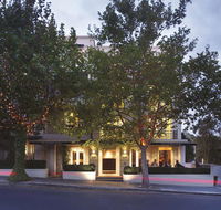 The Lyall Hotel - South Australia Travel
