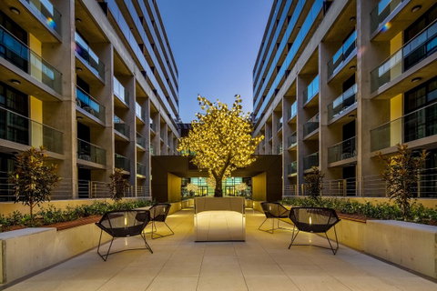 Avenue Hotel Canberra - South Australia Travel 22