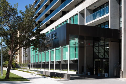 Avenue Hotel Canberra - South Australia Travel 6