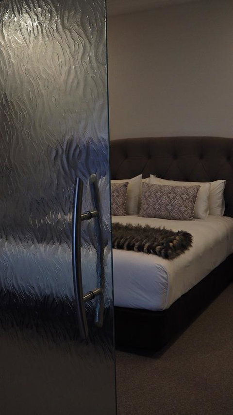 De Russie Boutique Hotel - South Australia Travel 39