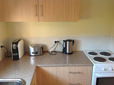 The Cook Cottage - South Australia Travel 8