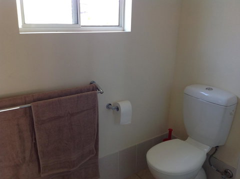 The Cook Cottage - South Australia Travel 9