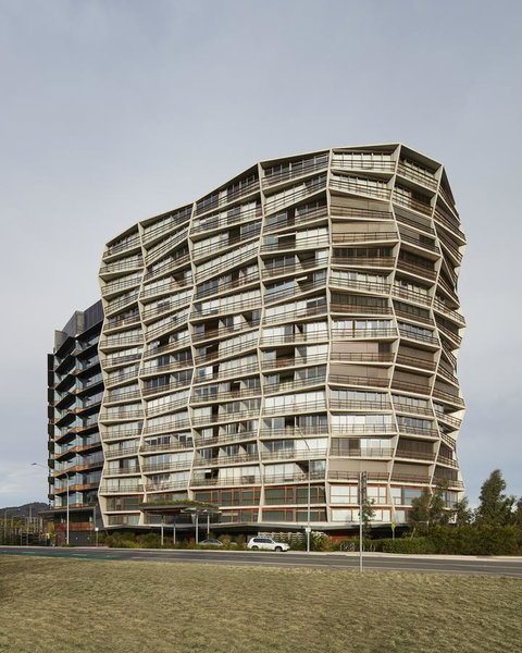 Ovolo Nishi - South Australia Travel 0