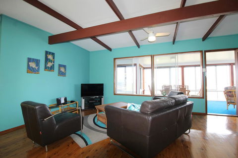 Bally High, 20 Dulconghi Street - South Australia Travel 14