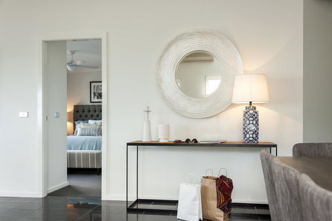 Mollymook Beachfront Penthouse 9 - South Australia Travel 10