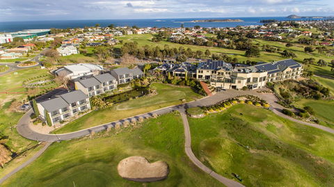 McCracken Country Club - South Australia Travel 1