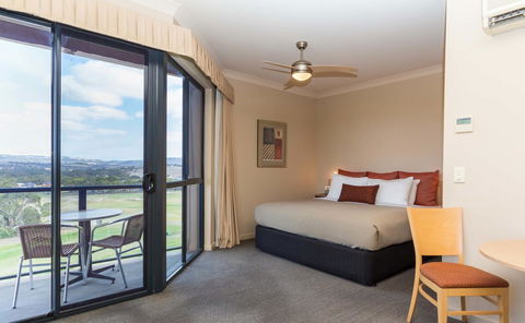 McCracken Country Club - South Australia Travel 16