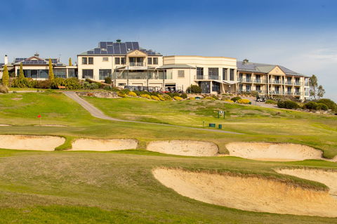 McCracken Country Club - South Australia Travel 0
