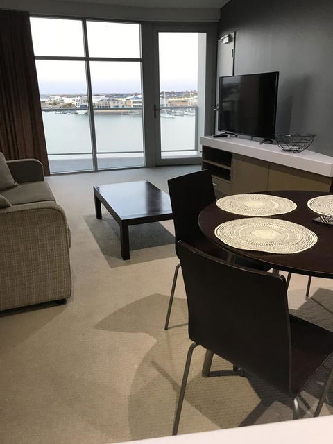 Wallaroo Marina Stayz - South Australia Travel 12