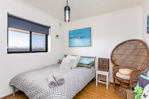 Blissful Beachfront Beachouse - South Australia Travel 13