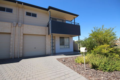 Wallaroo Marina Apartments - South Australia Travel 32